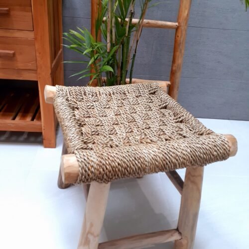 MADEHANDCRAFTED ARTISAN PIECES